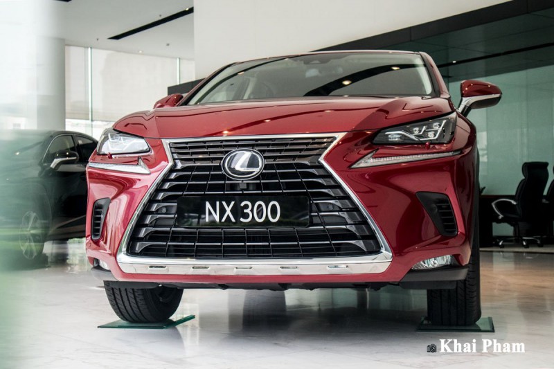 Ảnh đầu xe Lexus NX 300 2020 1a