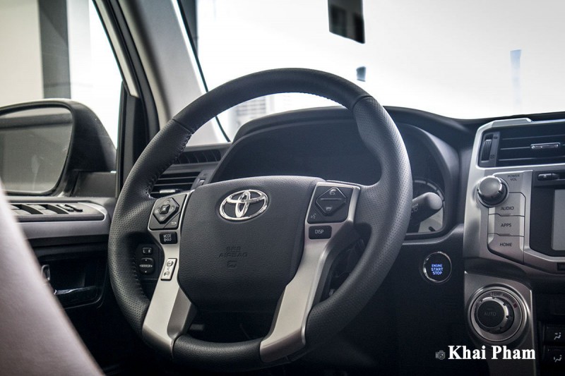 Ảnh vô-lăng xe Toyota 4Runner Limited