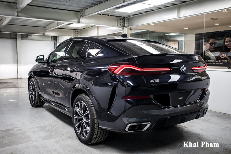 Ảnh sau trái xe BMW X6 2020