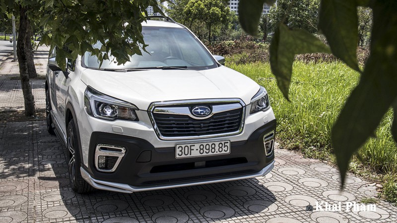 Ảnh chụp đầu xe Subaru Forester 2020