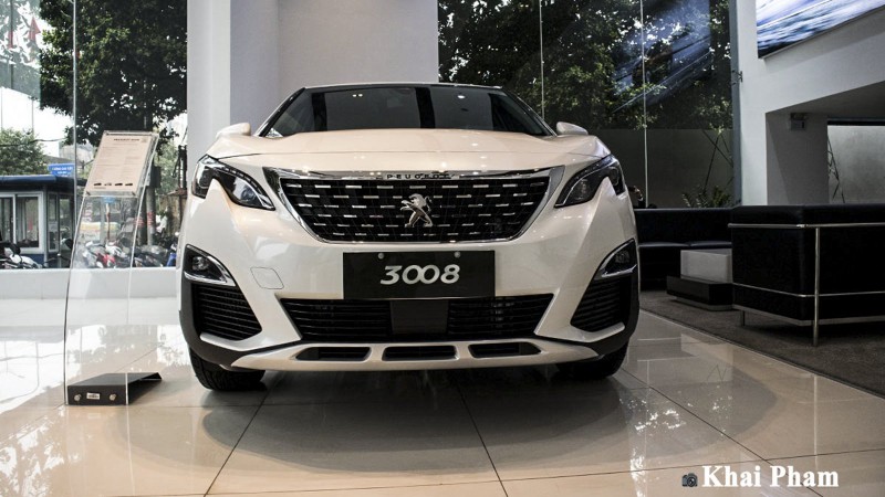 Ảnh chụp đầu xe Peugeot 3008 2020