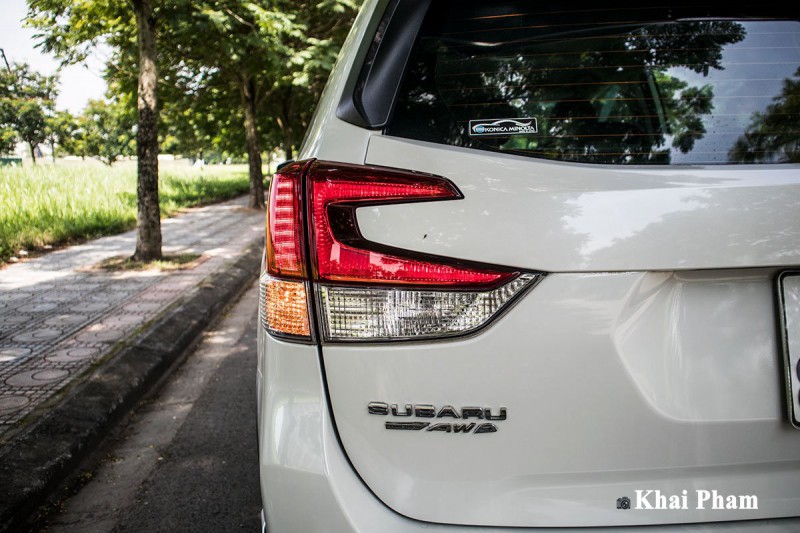 Ảnh Đèn hậu xe Subaru Forester 2020