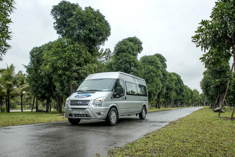 Ford Transit đang nhận được ưu đãi hấp dẫn.