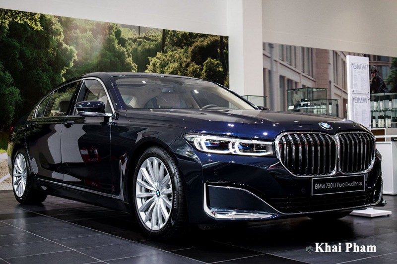 Ảnh trước đầu xe BMW 7-Series 2020 