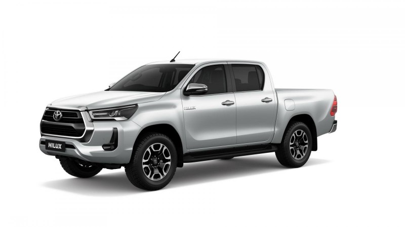 Toyota Hilux 2021 facelift nâng cấp mới tấp nập công nghệ.