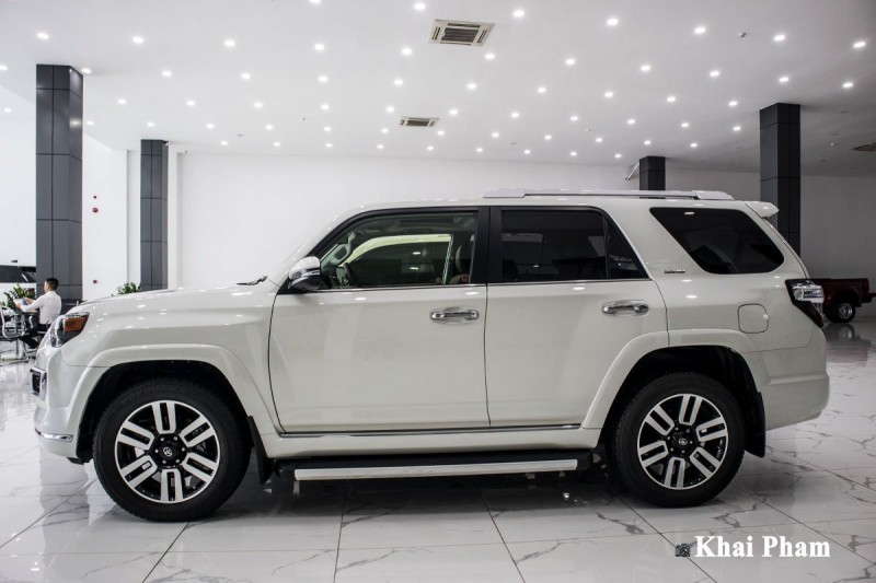 Ảnh chính diện Thân xe Toyota 4Runner 2020