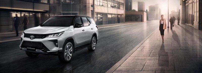 Toyota Fortuner Legender 2021 có giá quy đổi từ 1,1 tỷ đồng tại Thái Lan..