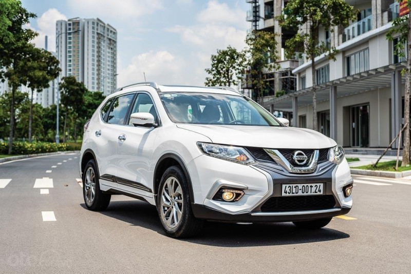 Nissan X-Trail hỗ trợ 50% lệ phí trước bạ trong tháng 6/2020.