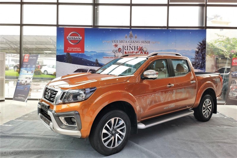 Nissan Navara ưu đãi cao nhất đến 30-40 triệu đồng.