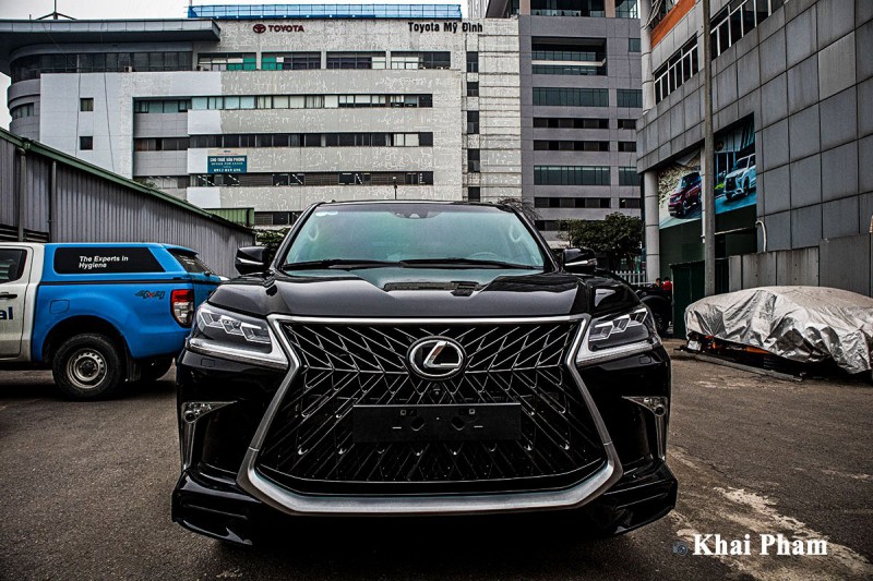 Ảnh Đầu xe Lexus LX 570 Super Sport 2020