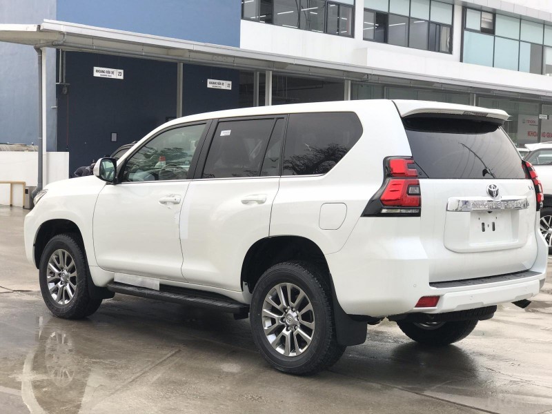 Toyota Land Cruiser Prado 2020 được phân phối dưới dạng xe nhập khẩu nguyên chiếc từ Nhật Bản a1