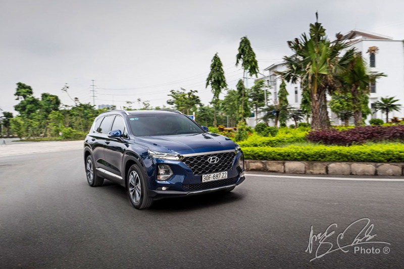 Hyundai Santa Fe vẫn là một trong những sự lựa chọn tốt nhất ở phân khúc SUV 7 chỗ.