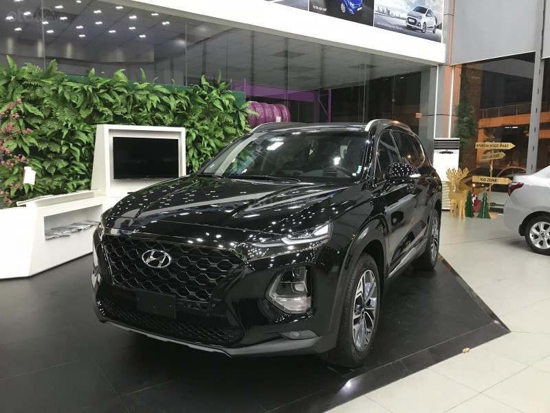 Hyundai Santa Fe: Doanh số 665 xe 1