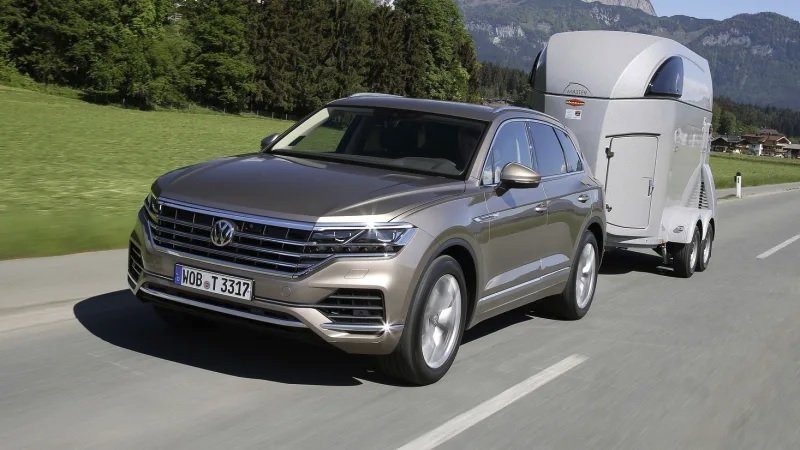 Volkswagen Touareg 2021 bản đặc biệt chào giá 1,5 tỷ siêu sang không ngán off-road.