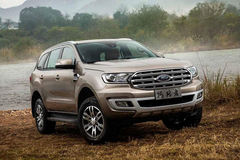 Ford Everest 2020 mới trang bị động cơ của Mustang.