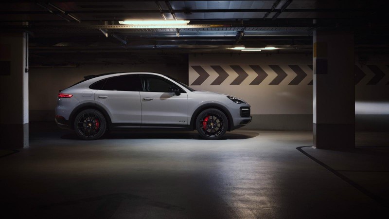 Porsche Cayenne 2021 GTS quyến rũ hơn nữa.