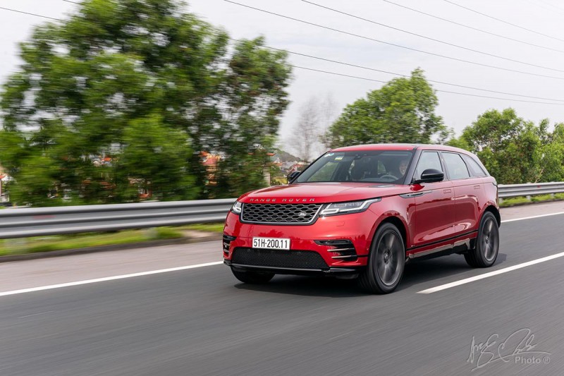 Range Rover Velar lần đầu tiên được giới thiệu tại triển lãm VMS 2017.