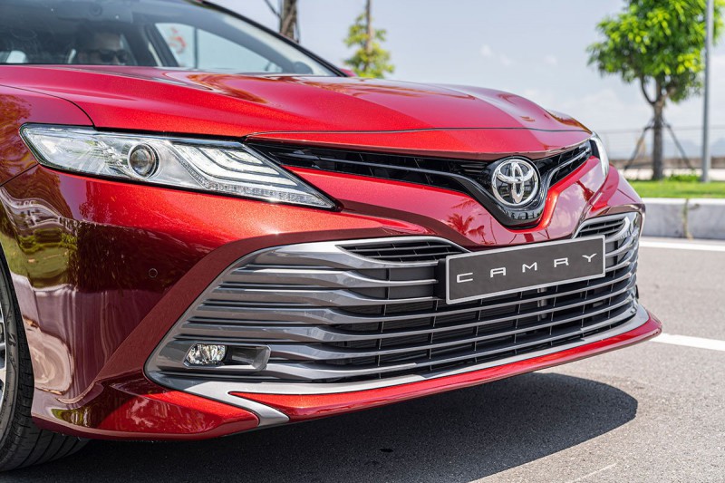 Ảnh Lưới tản nhiệt xe Toyota Camry 2020