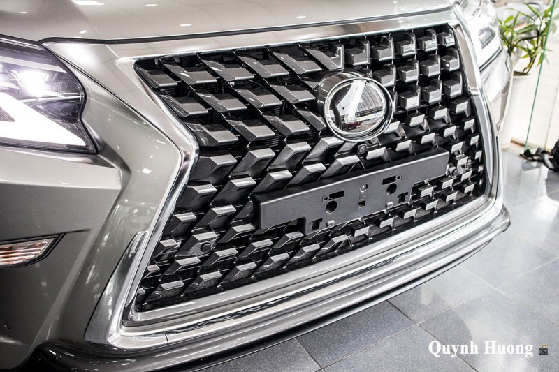 Ảnh lưới tản nhiệt xe Lexus GX 460 2020