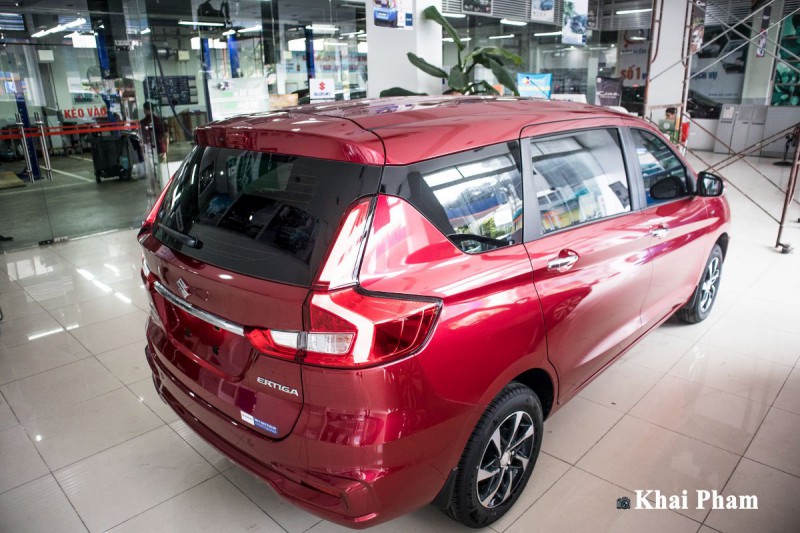 Ảnh đuôi cao xe Suzuki Ertiga Sport 2020