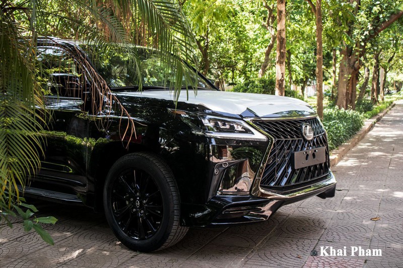 Ảnh đầu xe Lexus LX 570 Super Sport Black Edition 2020 aa