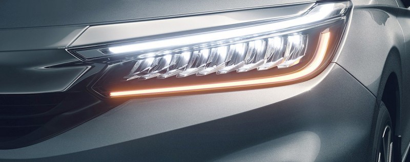 Đèn pha LED trên Honda City thế hệ mới...