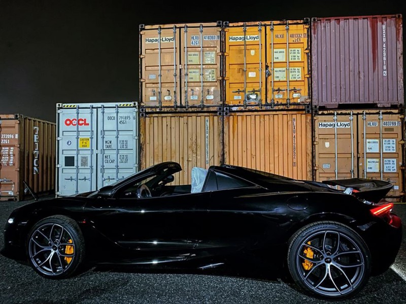 Khu công McLaren 720S Spider Black Edition 2020 đầu tiên tại Việt Nam a4