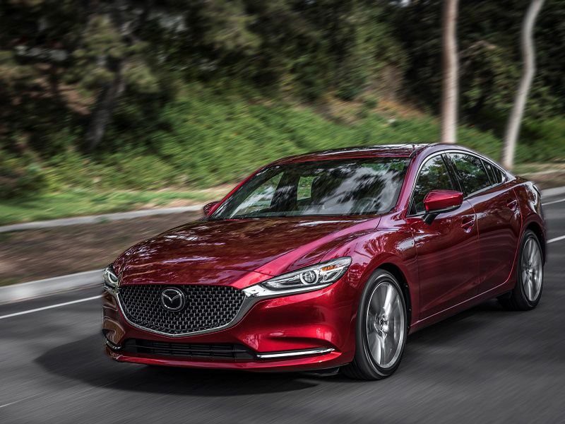 Mazda 6 tích hợp các công nghệ an toàn toàn diện.