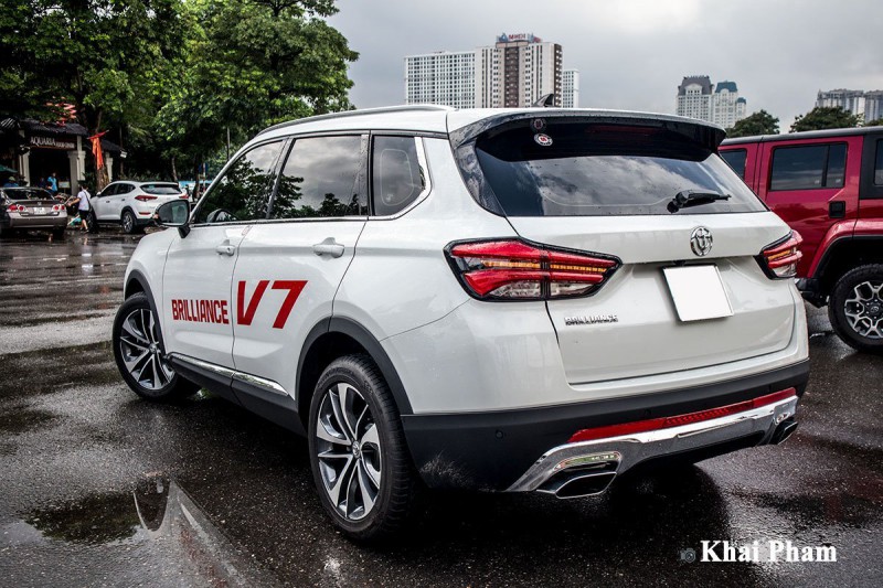 Brilliance V7 2020 sở hữu hàng loạt công nghệ an toàn vượt trội 1