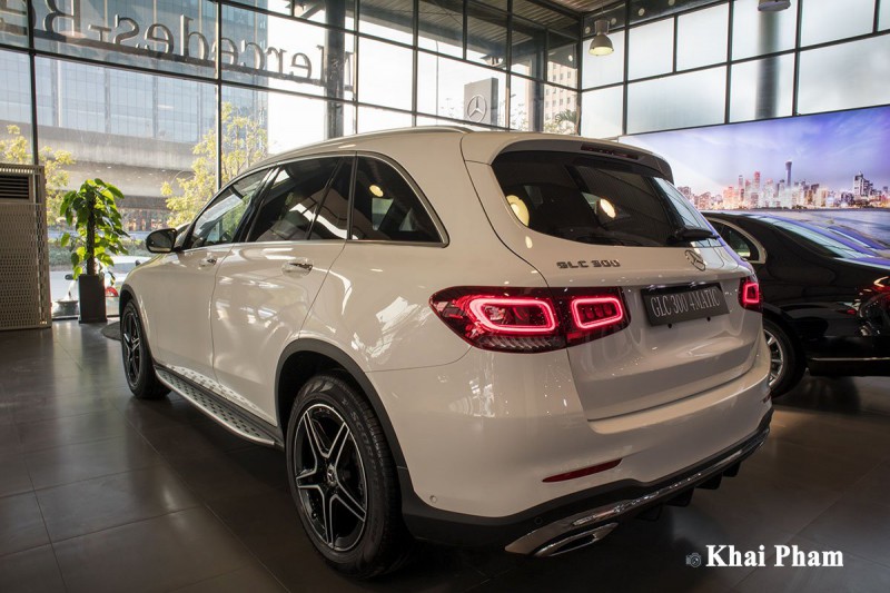 Ảnh Tổng quát xe Mercedes-Benz GLC 300 2020