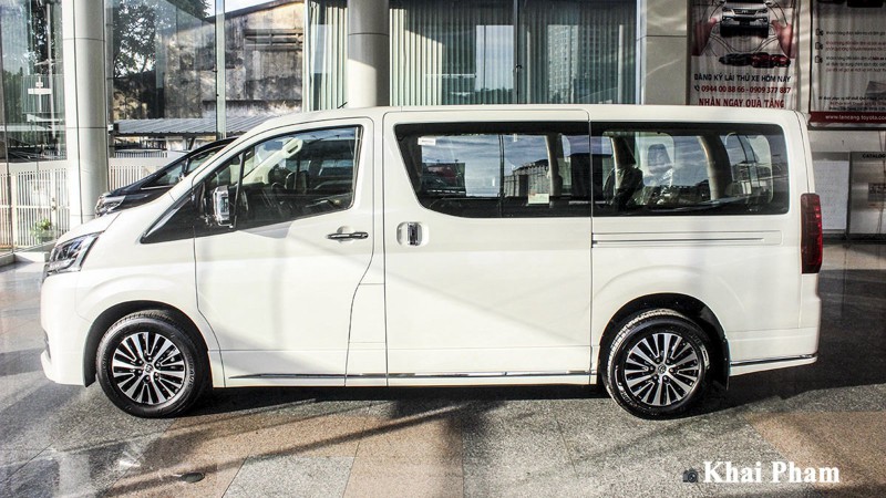 Ảnh Thân xe Toyota Granvia 2020