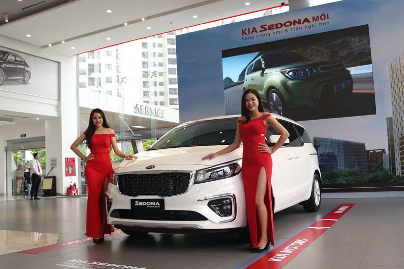 Kia Sedona ưu đãi từ 40-60 triệu đồng 1