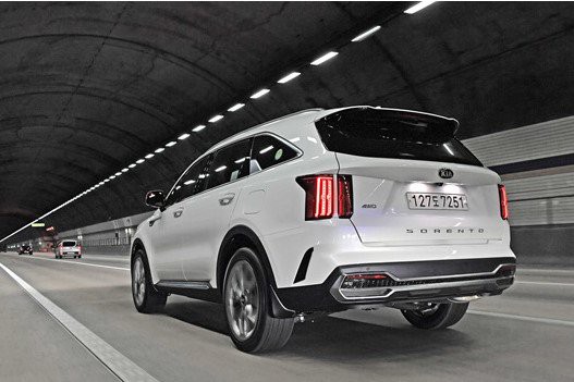 Đánh giá xe Kia Sorento 2021 về mức tiêu thụ nhiên liệu - Ảnh 1.