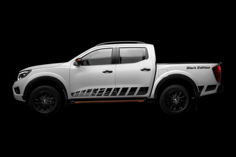 Nissan Navara Black Edition A-IV 1