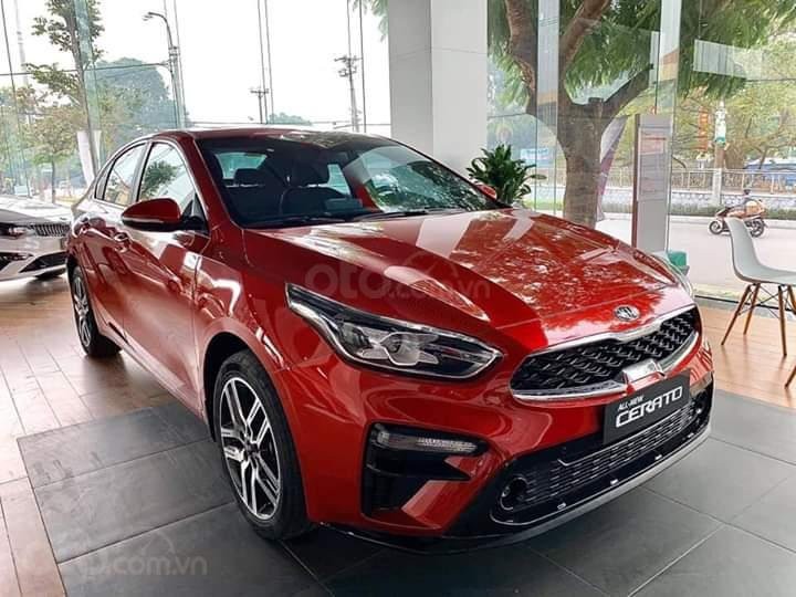 Kia Cerato: Doanh số 1.046 xe 1