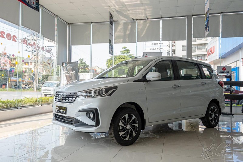 Suzuki Ertiga Limited đang bán tại Việt Nam 1