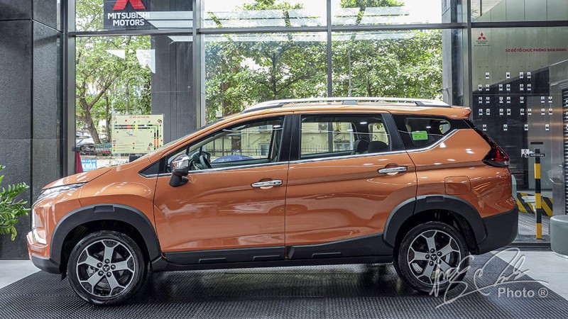 Ảnh chính diện Thân xe Mitsubishi Xpander Cross 2020