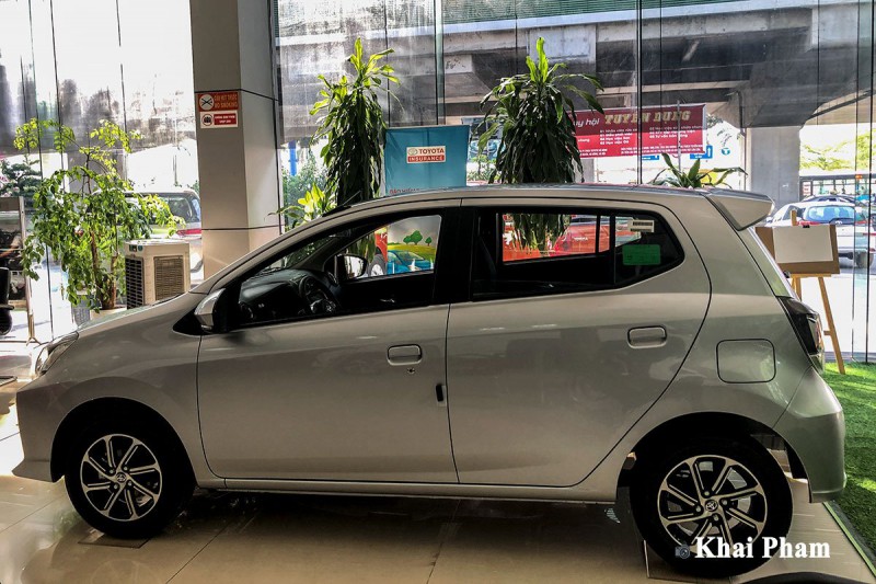 Thiết kế thân xe Toyota Wigo 2020 1