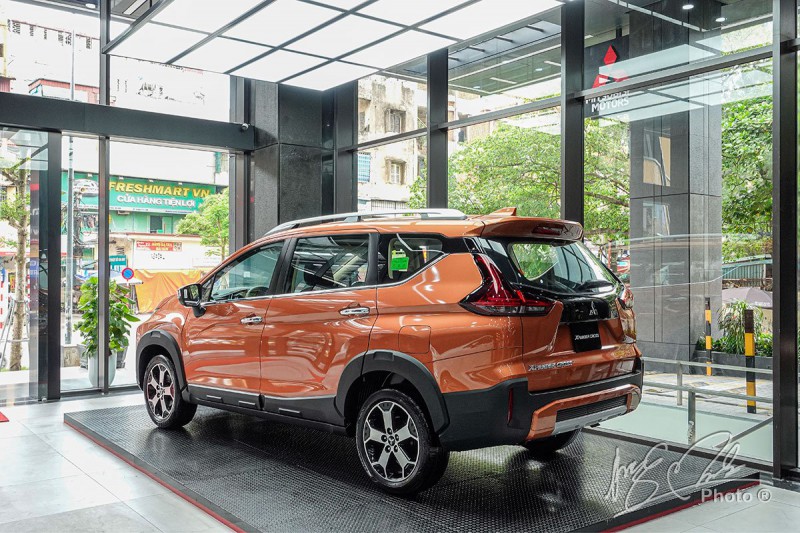 Mitsubishi Xpander Cross 2020 mang phong cách thiết kế SUV lai MPV 1