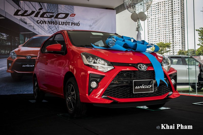 Ảnh chụp trước bên trái xe Toyota Wigo 2020