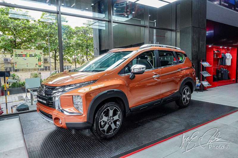 Mitsubishi Xpander Cross 2020 mới ra mắt Việt Nam 1