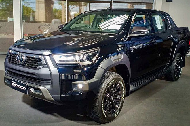 Đánh giá xe Toyota Hilux 2021.