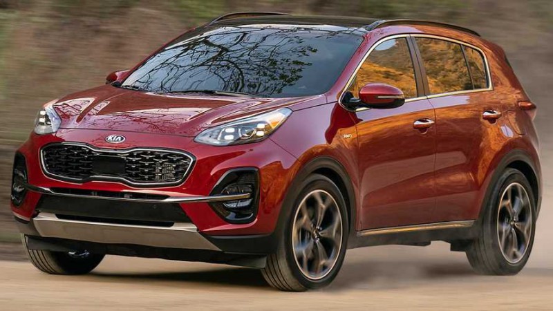 Kia Sportage Nightfall Edition 2021 bản đặc biệt chào giá 654 triệu đồng.