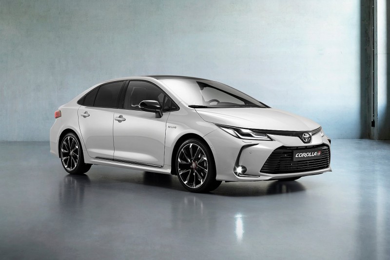 Toyota Corolla GR Sport 2021 thể thao chất lừ.