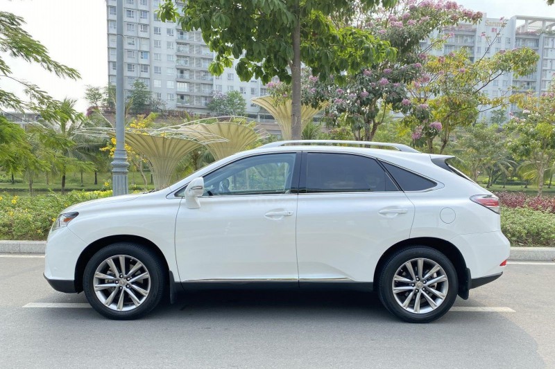 Ngoại hình tổng thể xe Lexus RX 350 2014 1