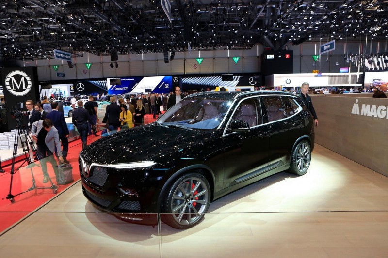 VinFast Lux V8 tại Triển lãm Ô tô Geneva 2019 1