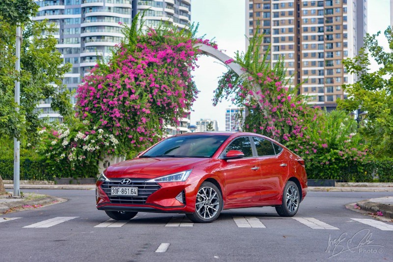 Đánh giá xe Hyundai Elantra 2020: Tổng thể.