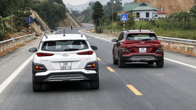 Ảnh đuôi xe Hyundai Kona 2020