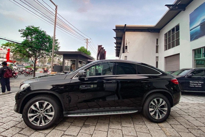 Mercedes-Benz GLE 400 Coupe trưng bày vẫn sở hữu ngoại hình hoàn hảo 1