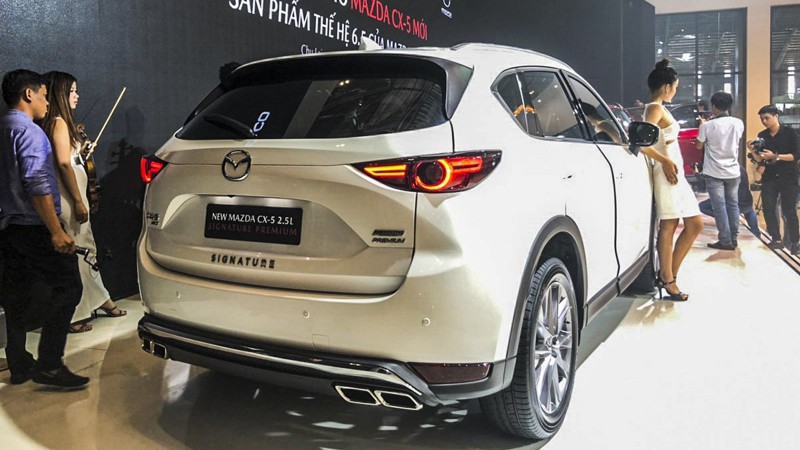 Ảnh Đuôi xe Mazda CX-5 2020